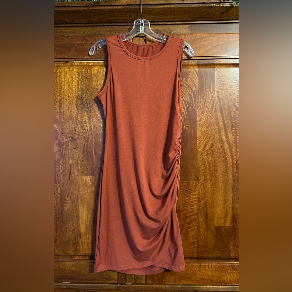 Rust Sleeveless Ruched Dress